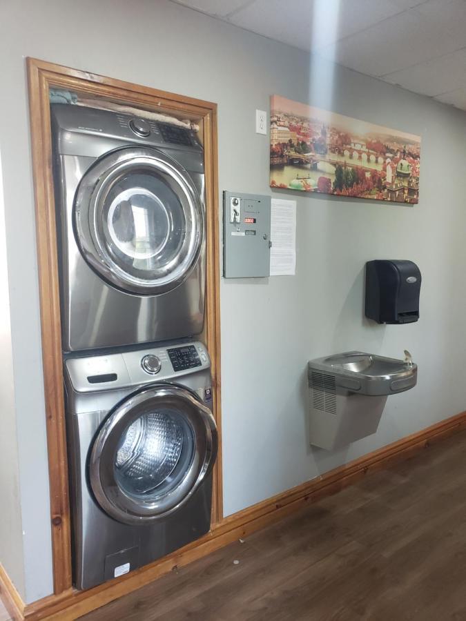 Hepworth Hostel Bagian luar foto